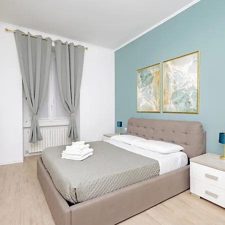 Manzoni Apartment *